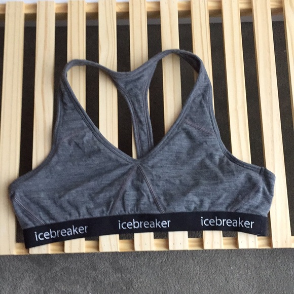 icebreaker sports bra